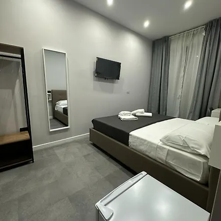 Atestar 3* נאפולי